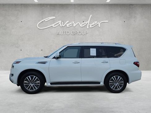 Used 2024 Nissan Armada SL w/ Captain's Chairs Package RWD image 13