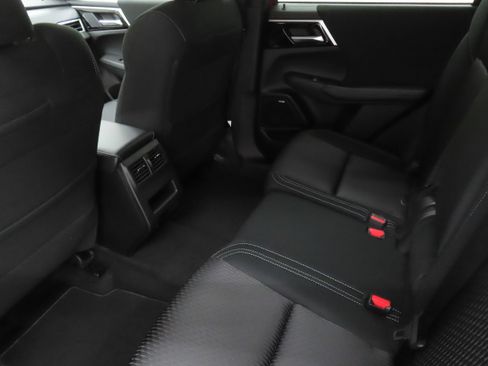 New 2026 Mitsubishi Outlander ES FWD image 19