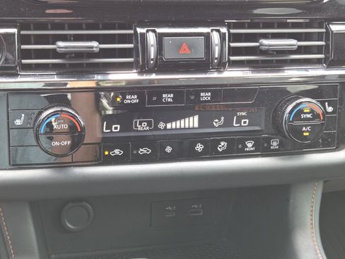 Used 2023 Nissan Pathfinder Rock Creek AWD/4WD image 29