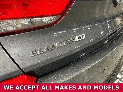 Used 2018 Hyundai Elantra GT image 23