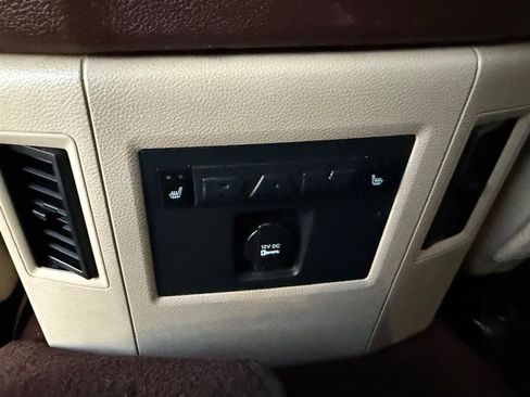 Used 2013 RAM 1500 Laramie w/ Convenience Group image 23