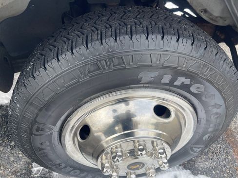 Used 2015 Chevrolet Express 3500 Extended w/ Smoker's Package image 24