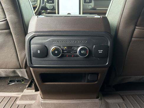 Used 2024 Ford Expedition King Ranch RWD image 23