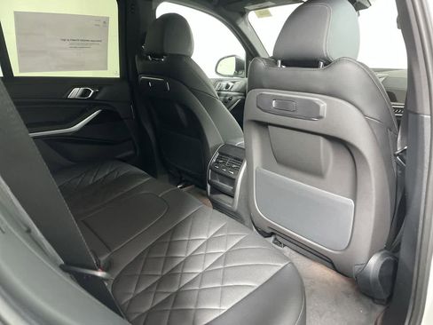 Used 2024 BMW X5 xDrive40i w/ Parking Assistance Package image 14