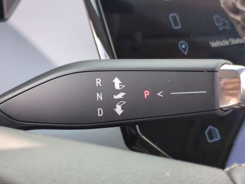 New 2027 Chevrolet Bolt LT w/ Comfort Package FWD image 16