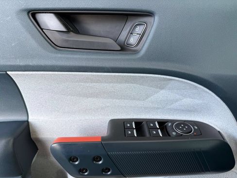 Certified 2022 Ford Maverick XLT FWD image 14