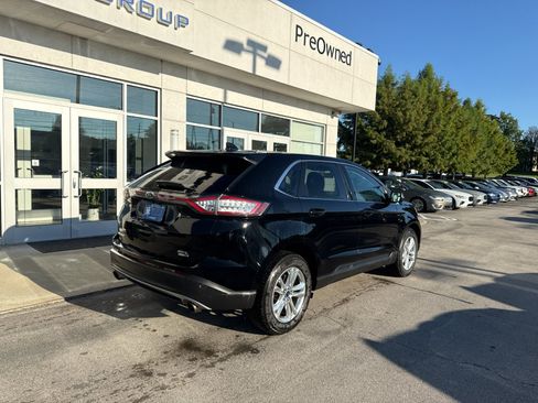 Used 2018 Ford Edge SEL w/ Equipment Group 201A AWD/4WD image 3