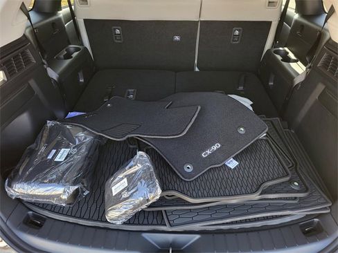 New 2026 MAZDA CX-90 Plug-In Hybrid w/ Preferred image 9