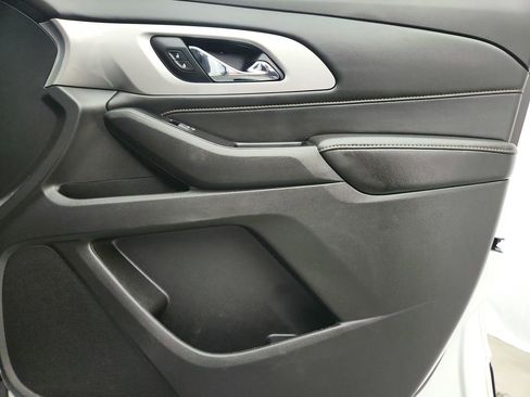 Used 2019 Chevrolet Traverse LT w/ LPO, Floor Liner Package AWD/4WD image 27