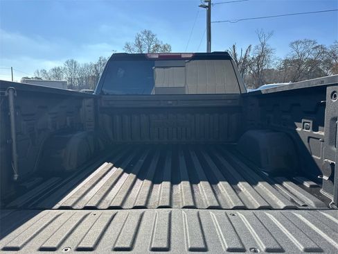 Used 2025 GMC Sierra 1500 SLT w/ SLT Premium Plus Package image 19