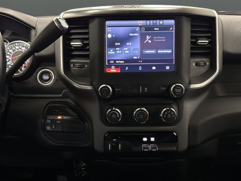 Used 2022 RAM 2500 Big Horn AWD/4WD image 12