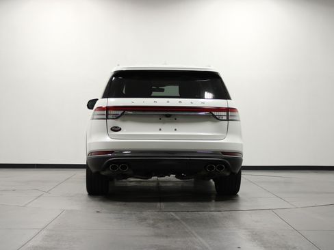 Used 2022 Lincoln Aviator Reserve w/ Equipment Group 201A AWD/4WD image 5