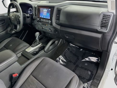 Used 2024 Nissan Frontier S RWD image 30