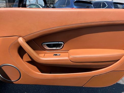 Used 2014 Bentley Continental GT image 26