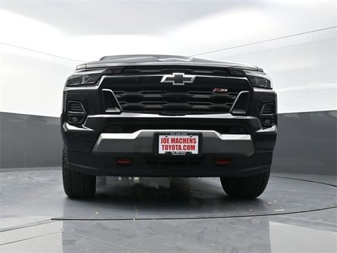 Used 2025 Chevrolet Colorado Z71 w/ Technology Package image 28