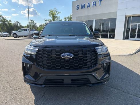 Certified 2025 Ford Explorer ST-Line w/ ST-Line Street Pack AWD/4WD image 9