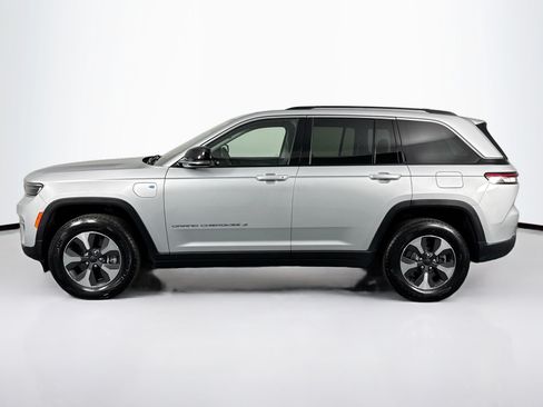 Used 2022 Jeep Grand Cherokee Limited 4xe AWD/4WD image 11