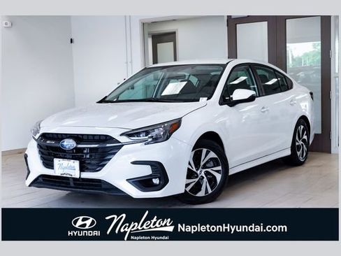 Used 2025 Subaru Legacy Premium AWD/4WD image 1