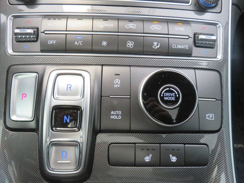 Used 2023 Hyundai Santa Fe SEL w/ Premium Package image 51