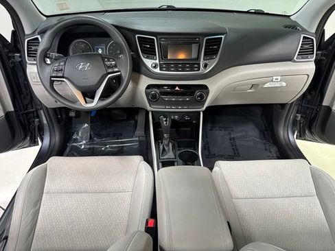 Used 2018 Hyundai Tucson SE AWD/4WD image 12