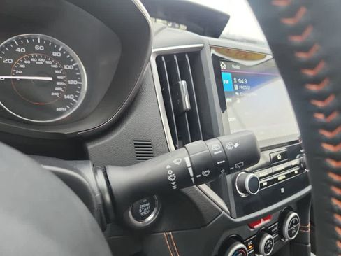 Used 2023 Subaru Crosstrek 2.5i Limited w/ Moonroof Package image 29