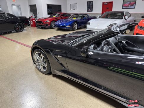 Used 2017 Chevrolet Corvette Stingray Coupe image 35