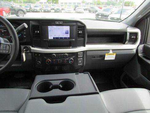 New 2025 Ford F250 XL w/ FX4 Off-Road Package image 20