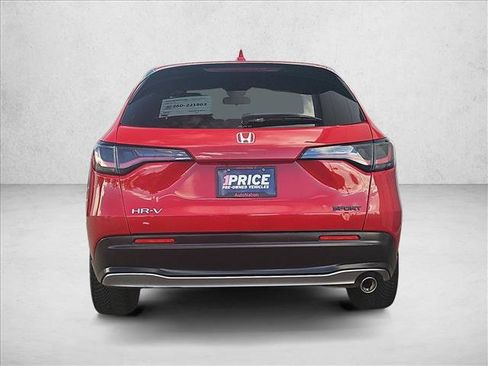 Used 2024 Honda HR-V Sport image 7
