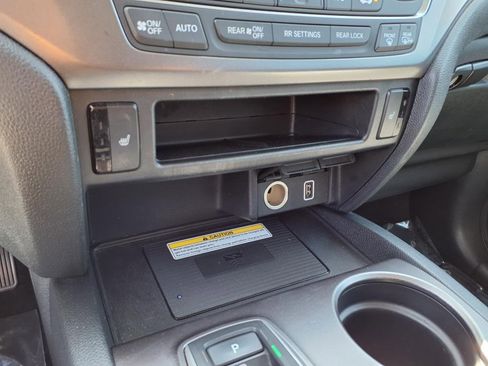 Used 2022 Honda Pilot Special Edition image 22