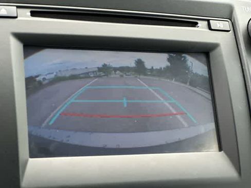 Used 2017 Toyota Camry LE FWD image 11