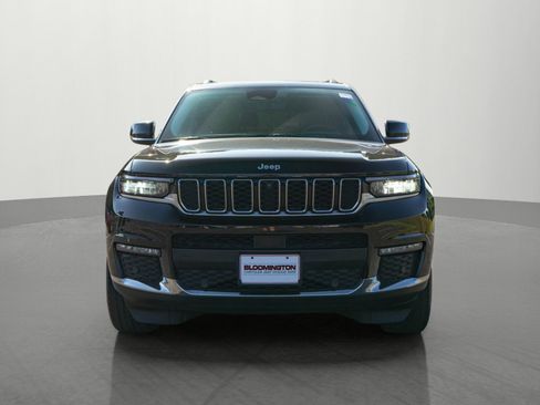 Used 2022 Jeep Grand Cherokee L Limited w/ Luxury Tech Group II AWD/4WD image 2