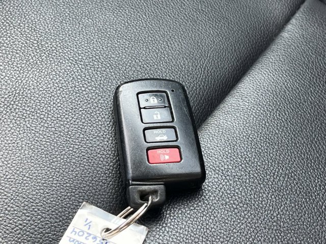 Used 2016 Toyota Corolla S Premium FWD image 34