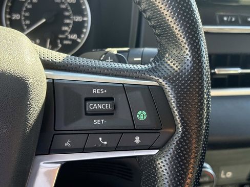 Used 2022 Mitsubishi Outlander SE image 16