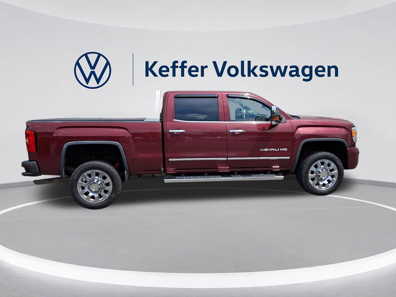 Used 2016 GMC Sierra 2500 Denali w/ Driver Alert Package AWD/4WD image 7