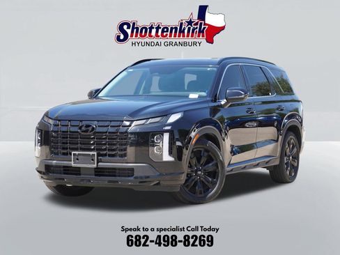 Used 2023 Hyundai Palisade XRT FWD image 1