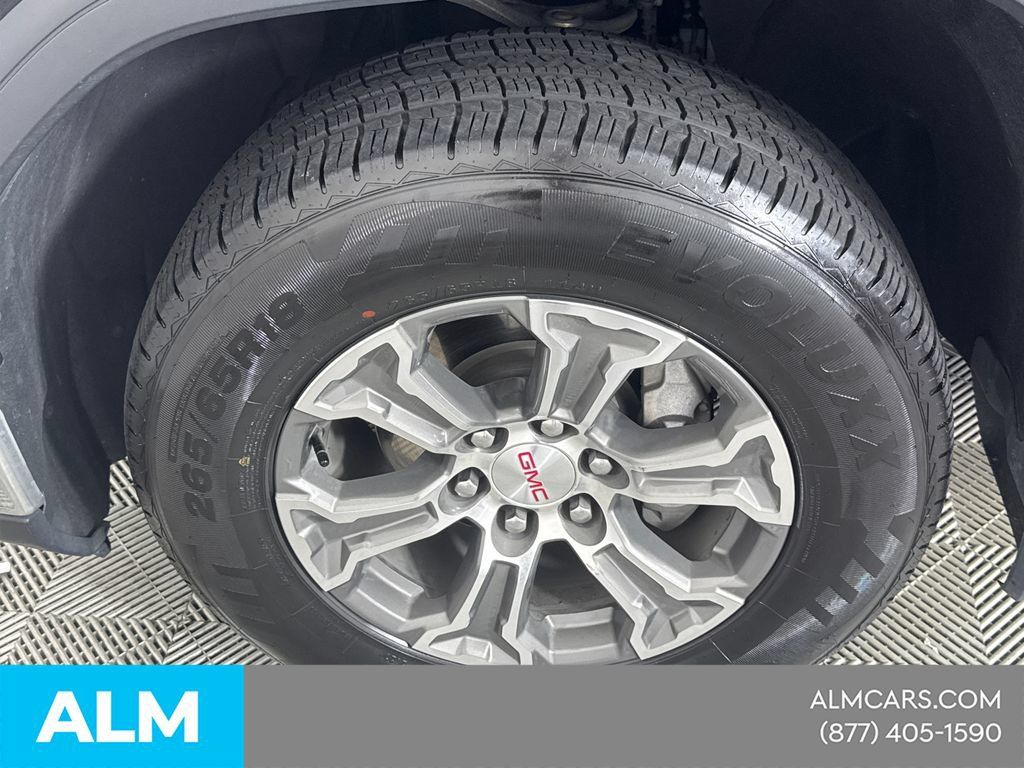 Used 2025 GMC Sierra 1500 SLT RWD image 14