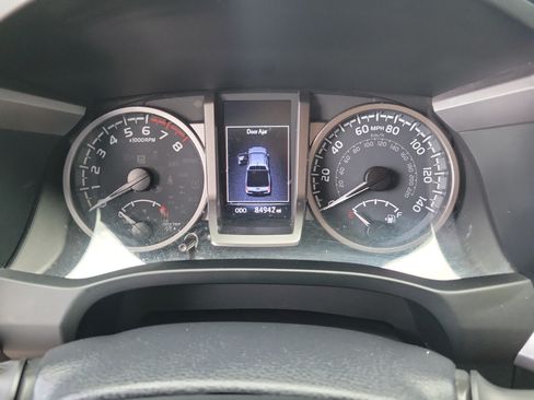 Used 2023 Toyota Tacoma SR5 RWD image 16