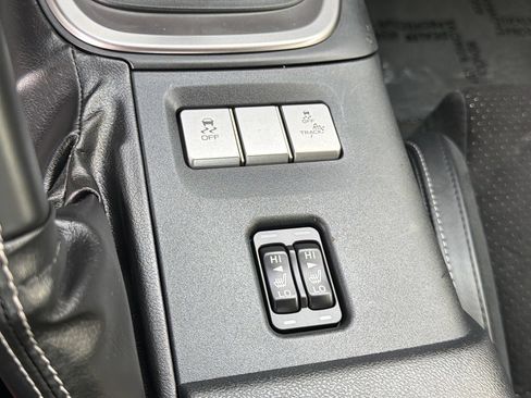Used 2022 Toyota GR86 Premium RWD image 26
