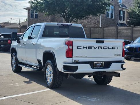 Used 2020 Chevrolet Silverado 2500 High Country w/ Z71 Off-Road Package AWD/4WD image 2