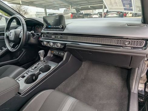 Used 2025 Honda Civic Sport image 22