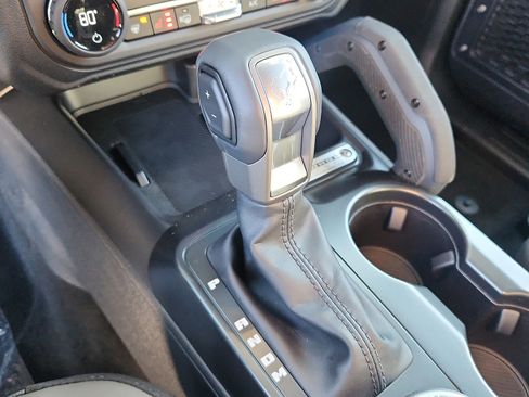 New 2025 Ford Bronco Outer Banks w/ Sasquatch Package image 10