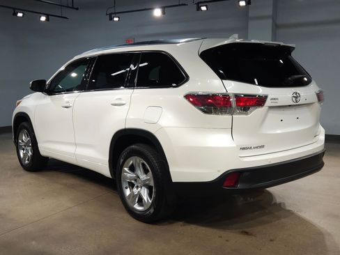 Used 2015 Toyota Highlander Limited FWD image 5