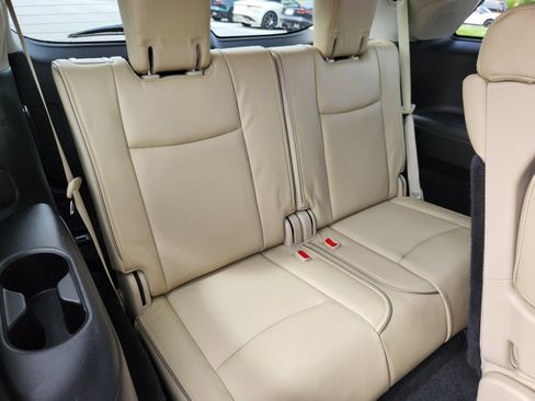Used 2017 INFINITI QX60 Luxe w/ Premium Plus Package AWD/4WD image 17