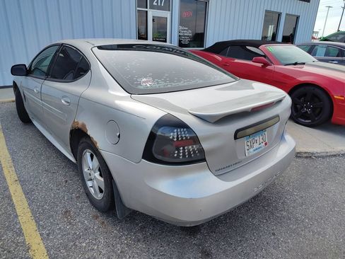 Used 2008 Pontiac Grand Prix FWD image 6