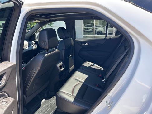 Used 2022 Chevrolet Equinox RS w/ RS Leather Package AWD/4WD image 6