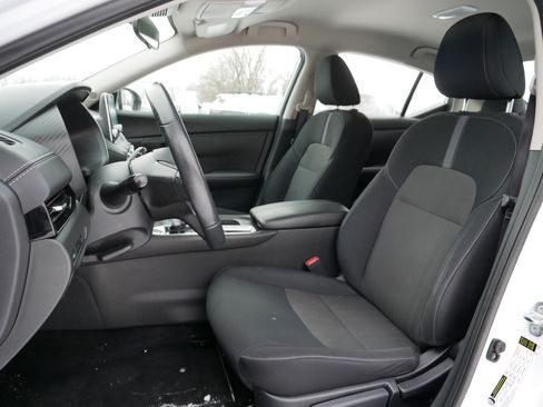 Certified 2022 Nissan Sentra SV w/ All-Weather Package image 34