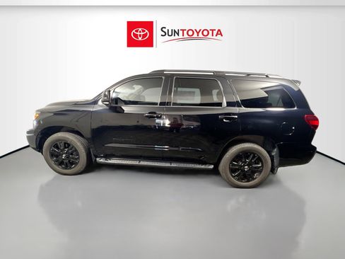 Used 2022 Toyota Sequoia TRD Sport image 7