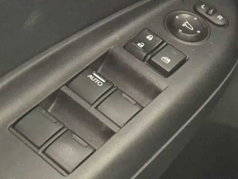 Used 2020 Honda Fit EX image 25