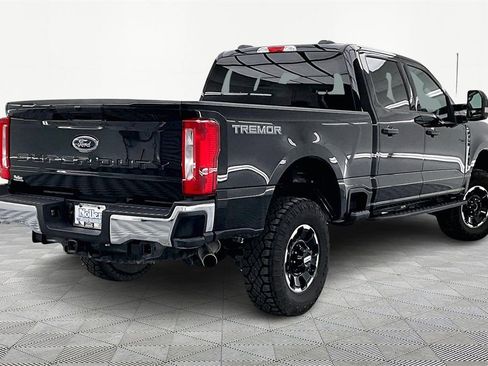 Used 2025 Ford F350 XLT w/ Tremor Off-Road Package image 2