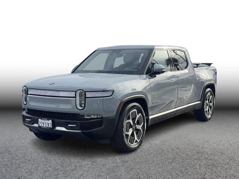 Used 2022 Rivian R1T Adventure image 1